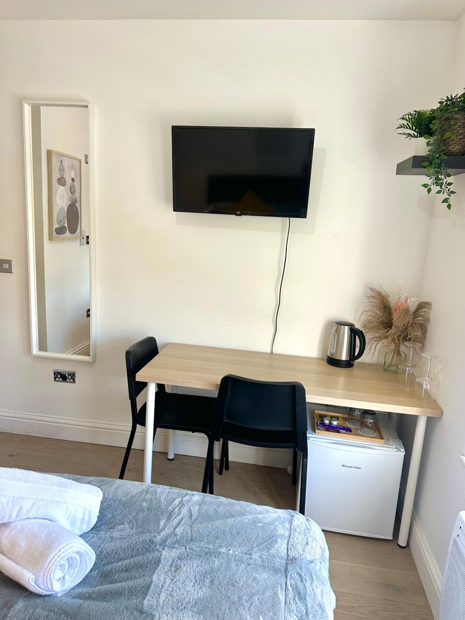 Cosy En-Suite Room In Stratford London Eksteriør bilde